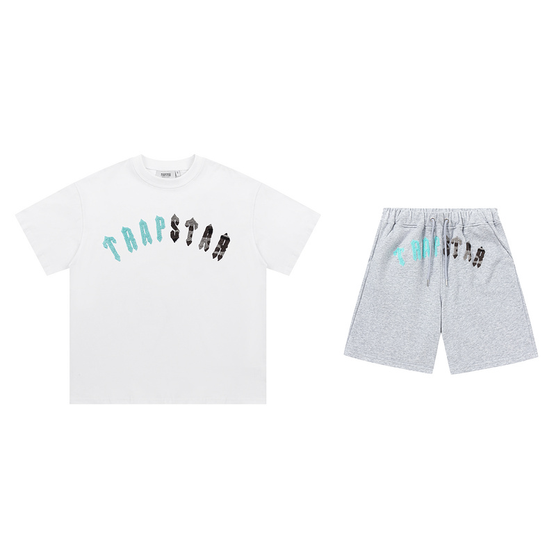 Balenciaga Premium Logo T-Shirt