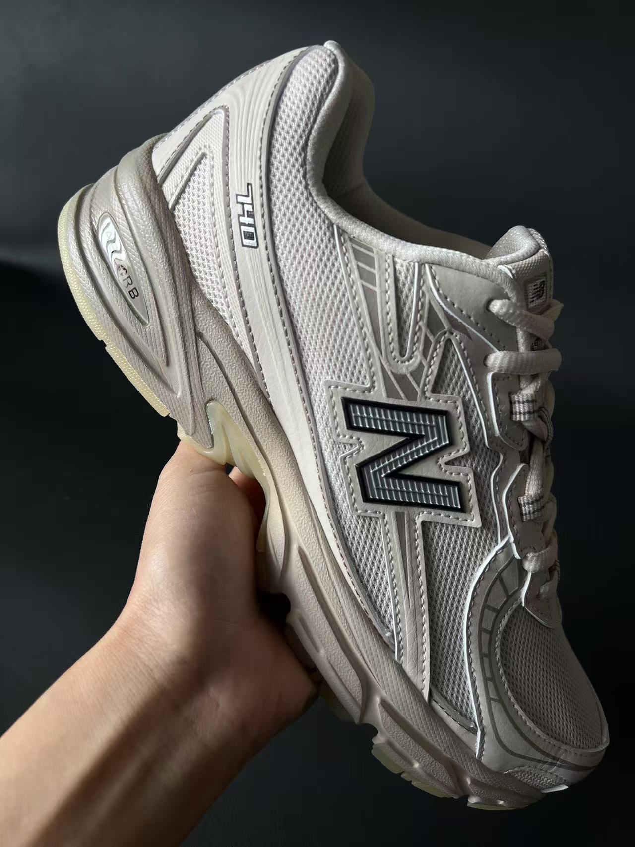 NB740