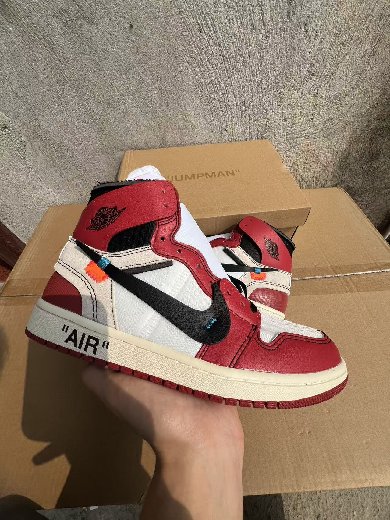 T-OFF-WHITE x Air Jordan 1