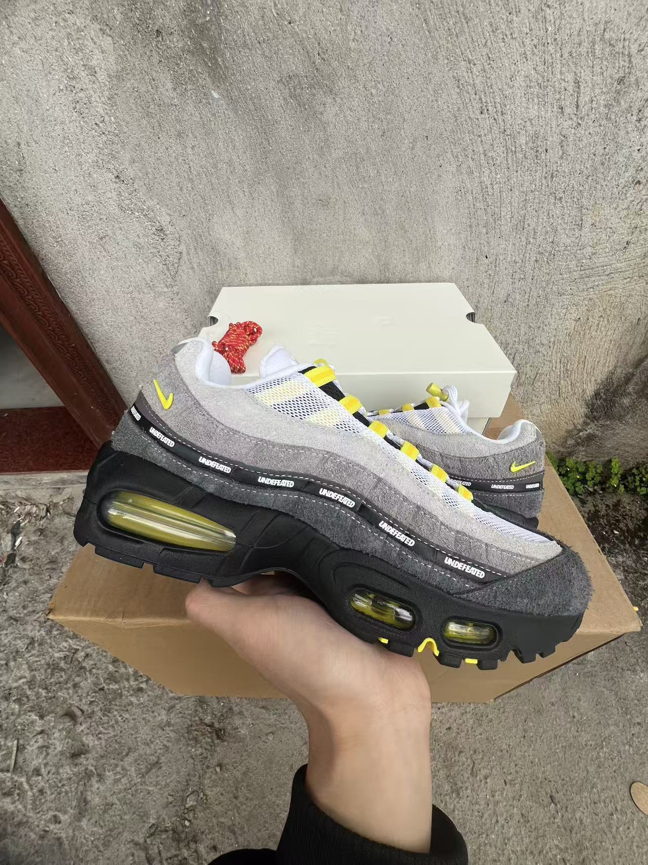 X2-NIKE AIR MAX 95 SP GEO