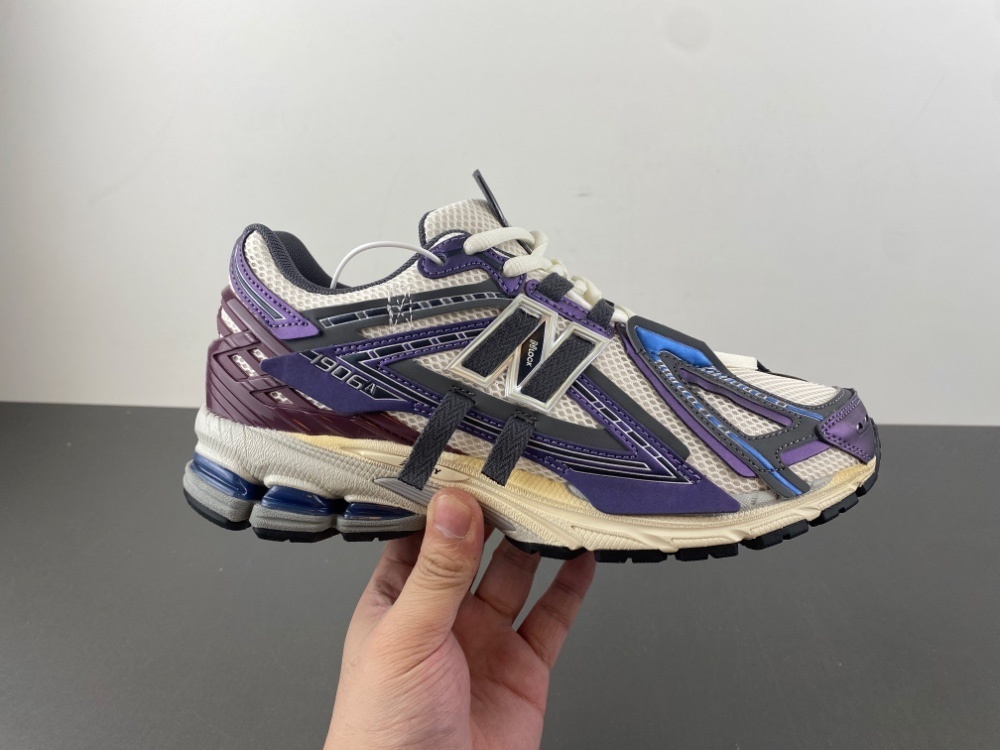 New Balance 1906A “Inkwell