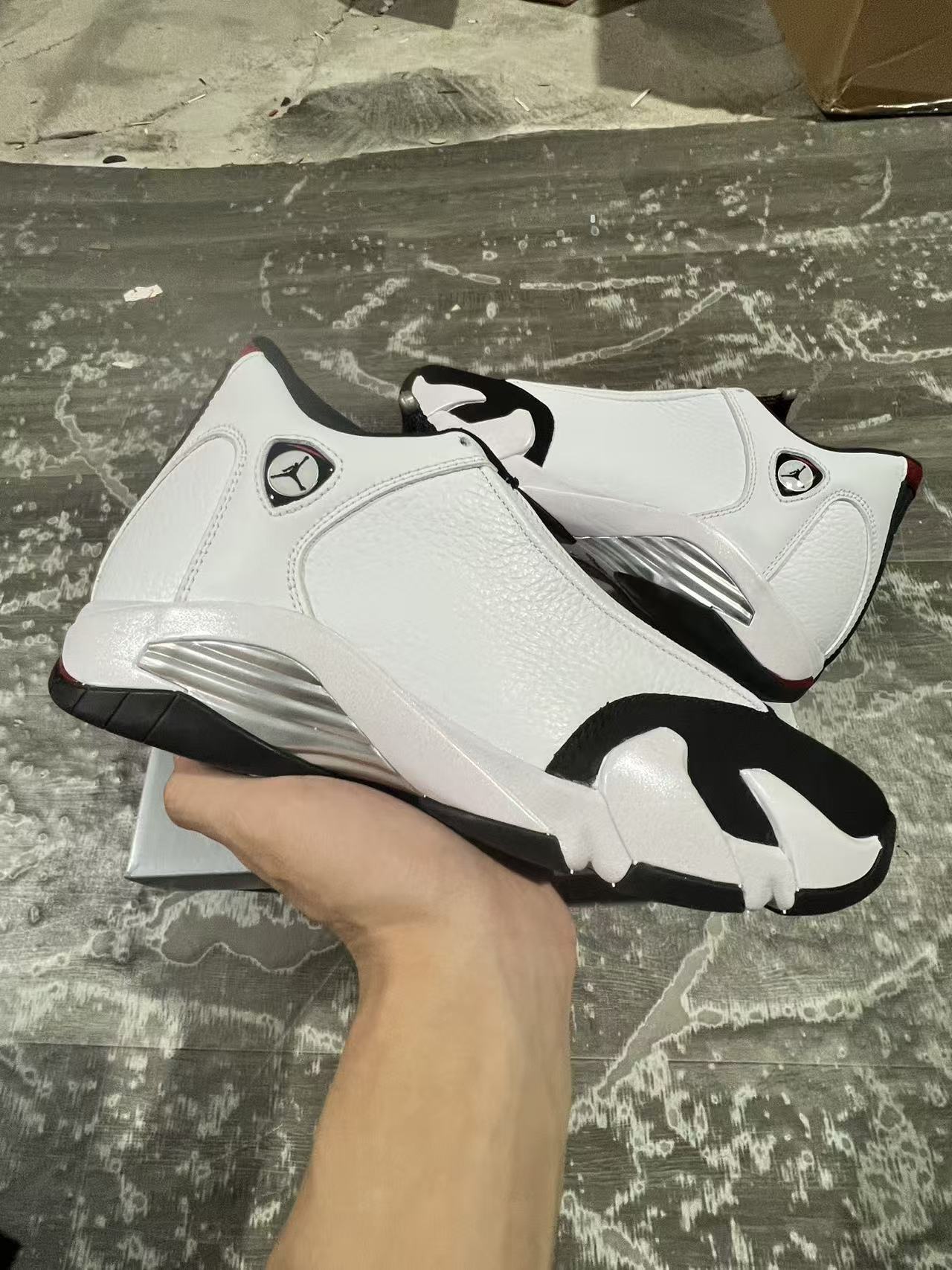 y-Air Jordan 14 “Black Toe”