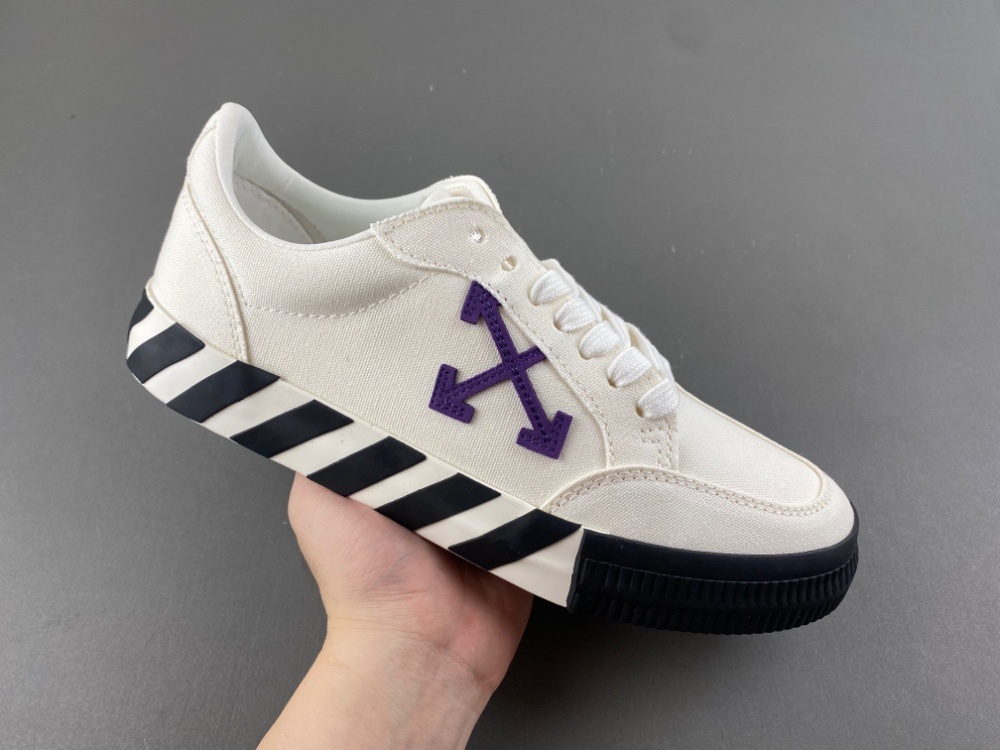 Off-White c/o Virgil Abloh Vulc Low Top