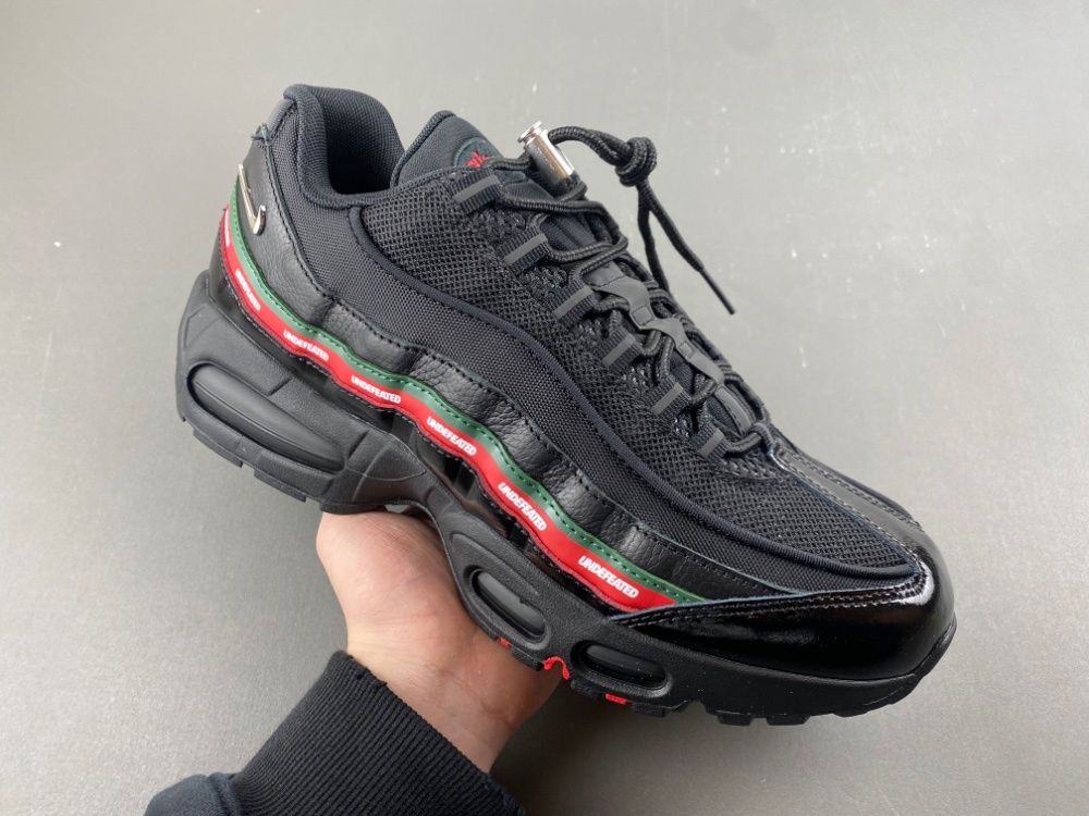 Undefeated x Nike Air Max 95 'Black'