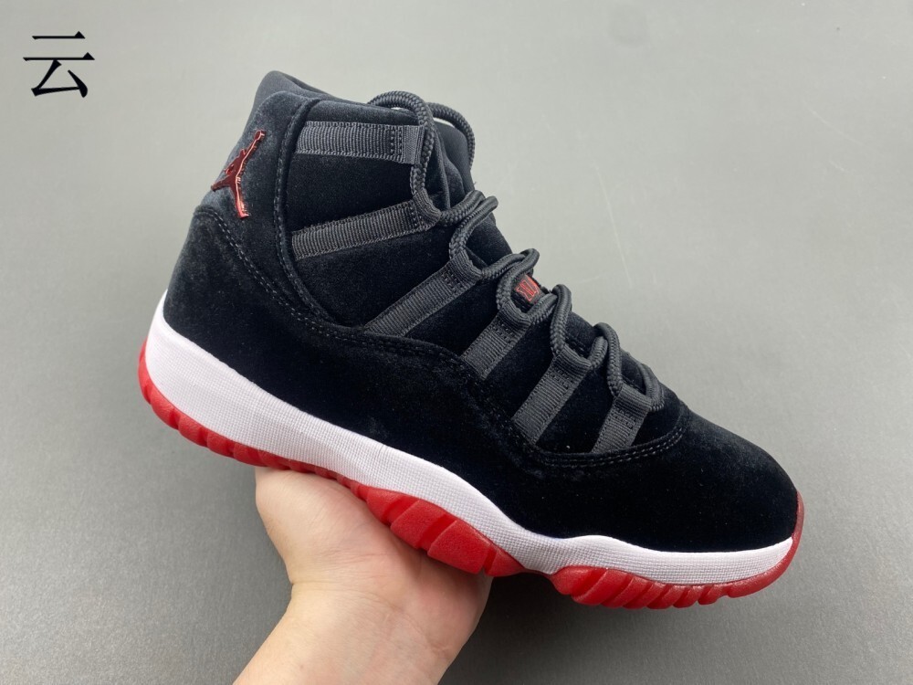 Air Jordan 11 WMNS “Bred Velvet” Rumored to Release Holiday