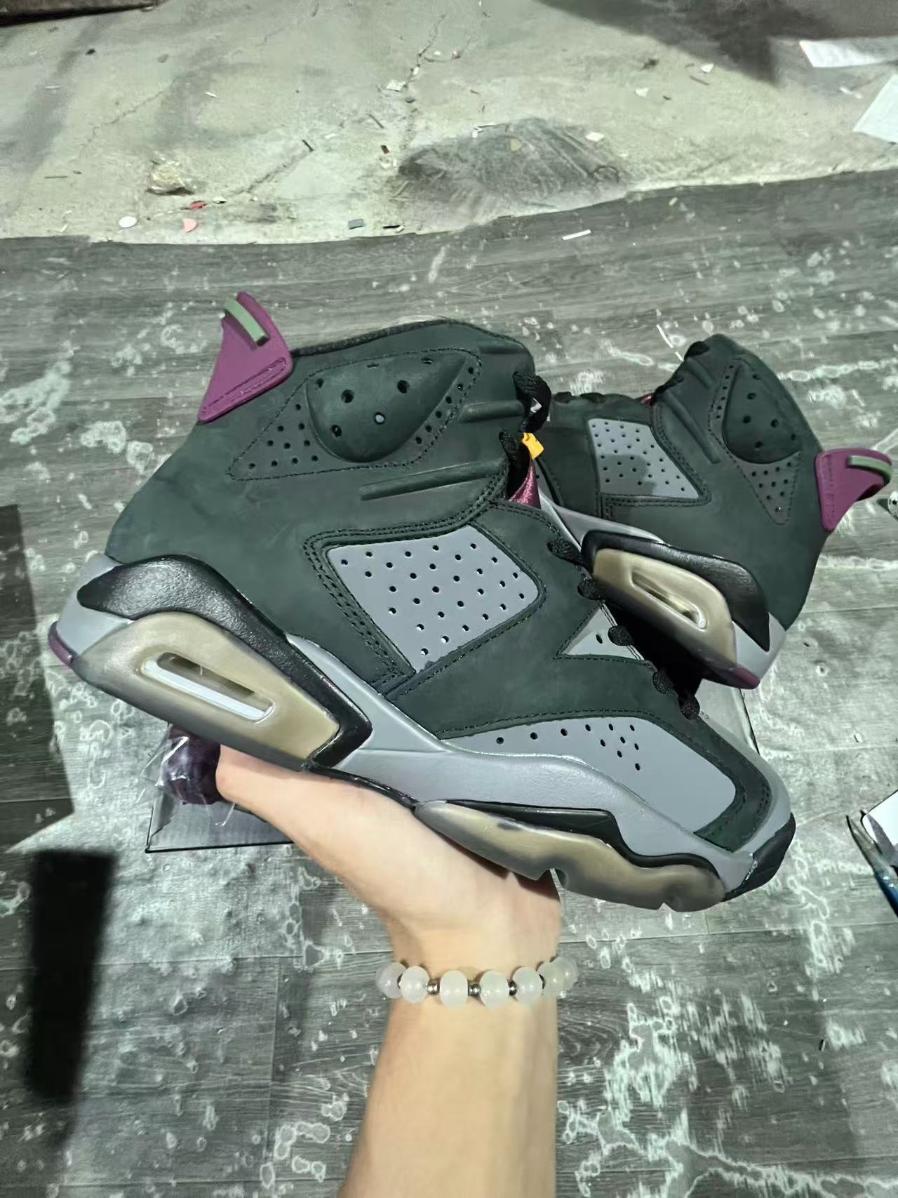 Air Jordan 6 Bordeaux