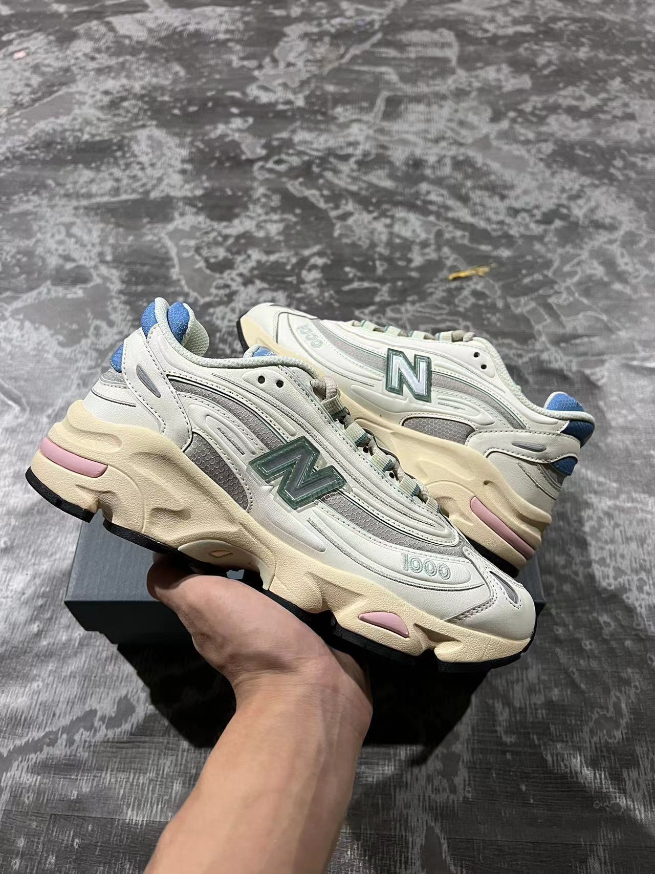 New New Balance 1000