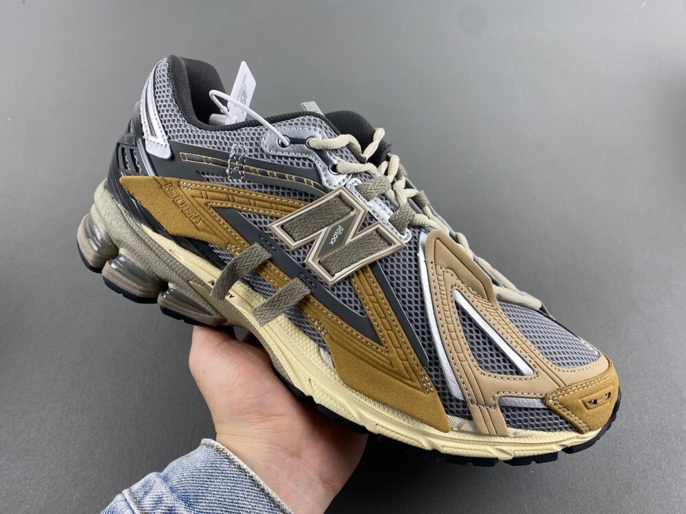 New Balance 1906