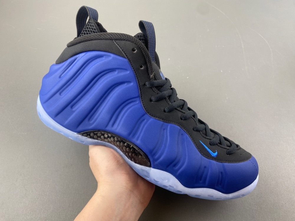 Nike Air Foamposite One “Deep Royal”