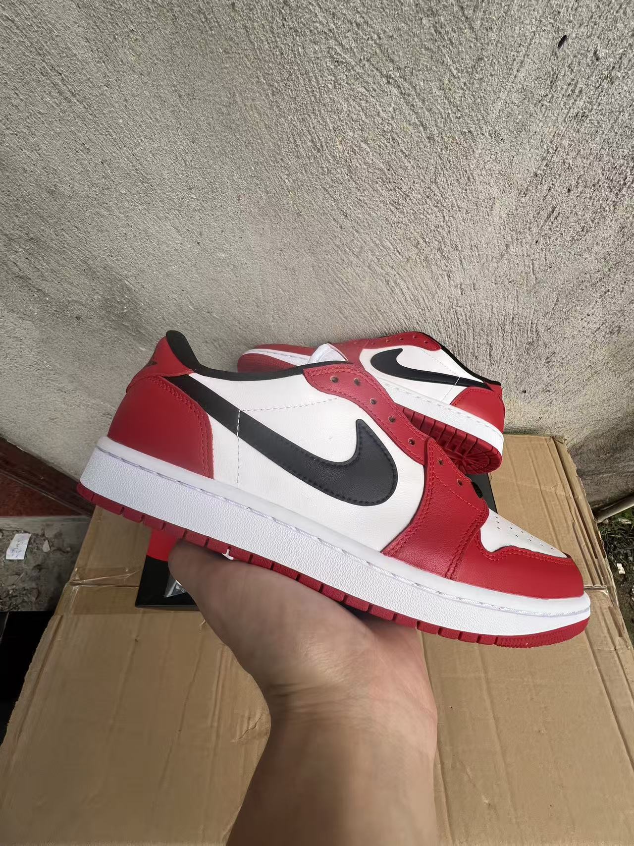 F2-Air Jordan1 RETROLOW OG
