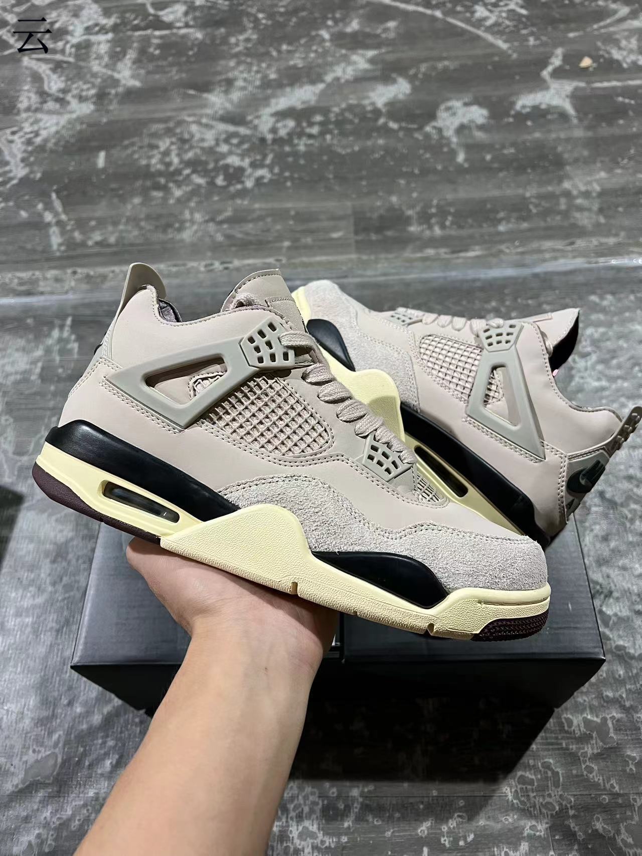 Air Jordan 4 "Fossil Stone"