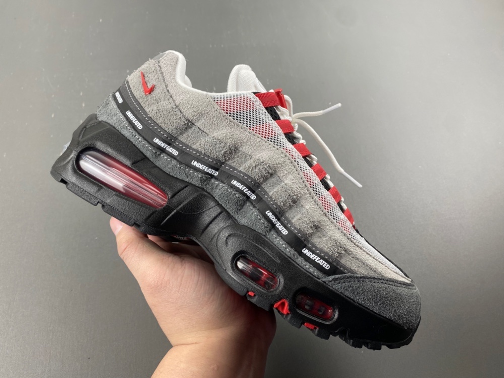 Undefeated x Nike Air Max 95 'Bright Crimson'