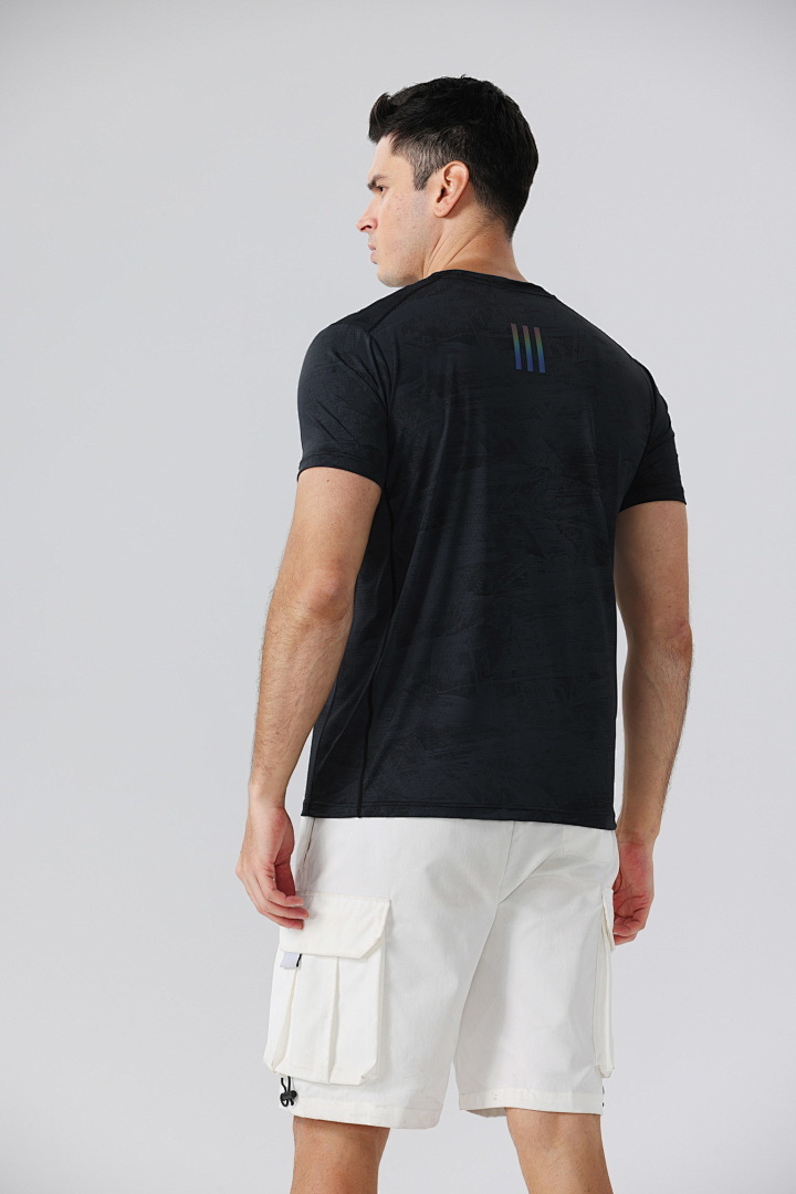 Activewear Graphic Tee V179