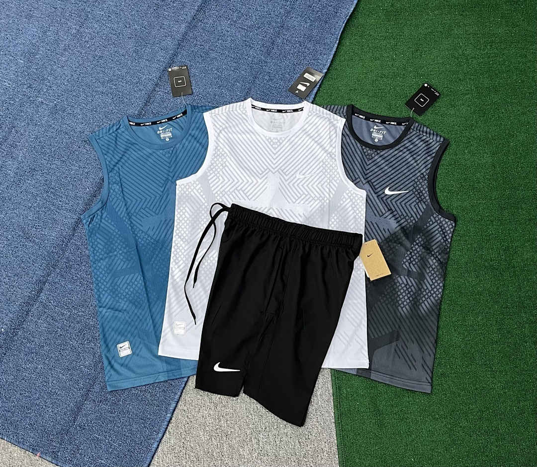 Activewear Graphic Tee V182