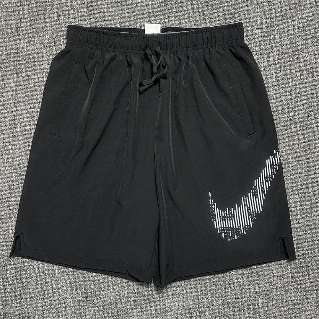 Activewear Graphic Tee V204