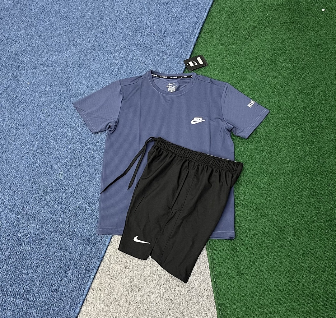 Woven Track Shorts V216