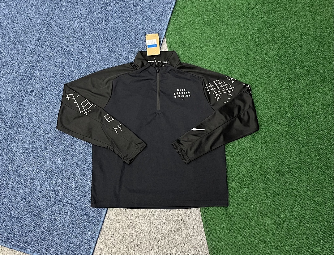 Performance Joggers V221
