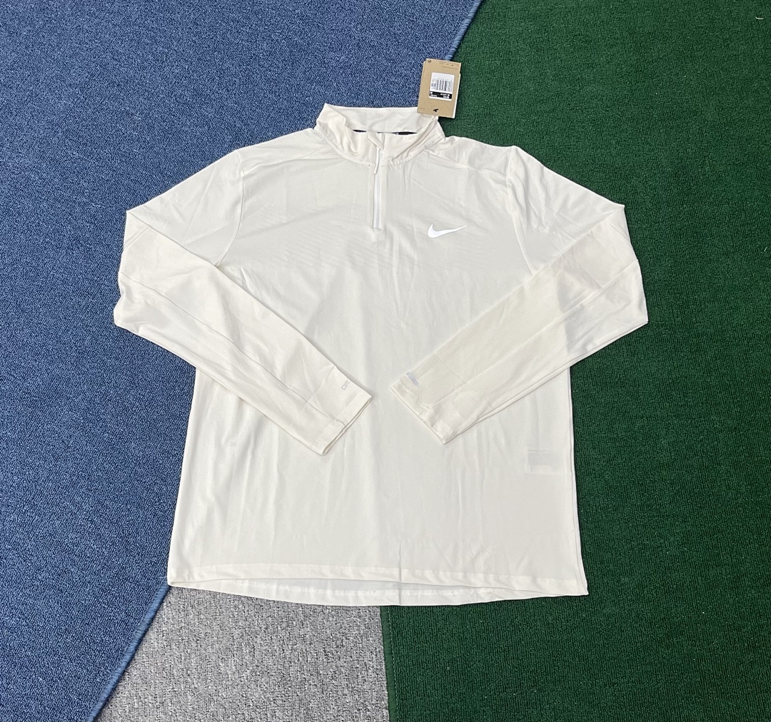 Woven Track Shorts V228