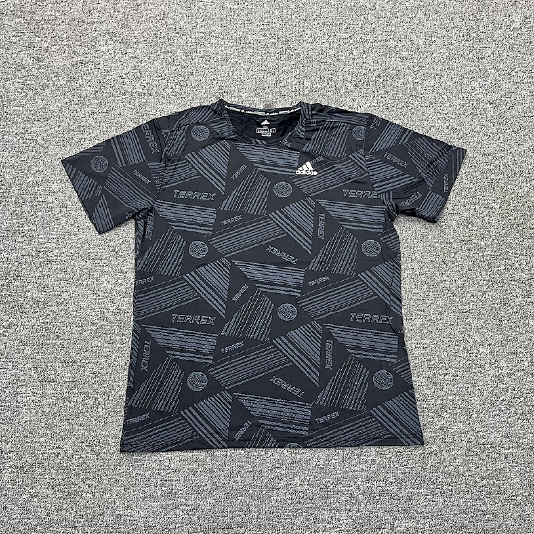 Sportswear Club Tee V238