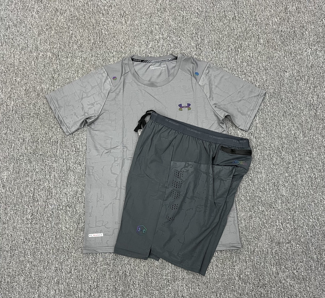 Woven Track Shorts V257