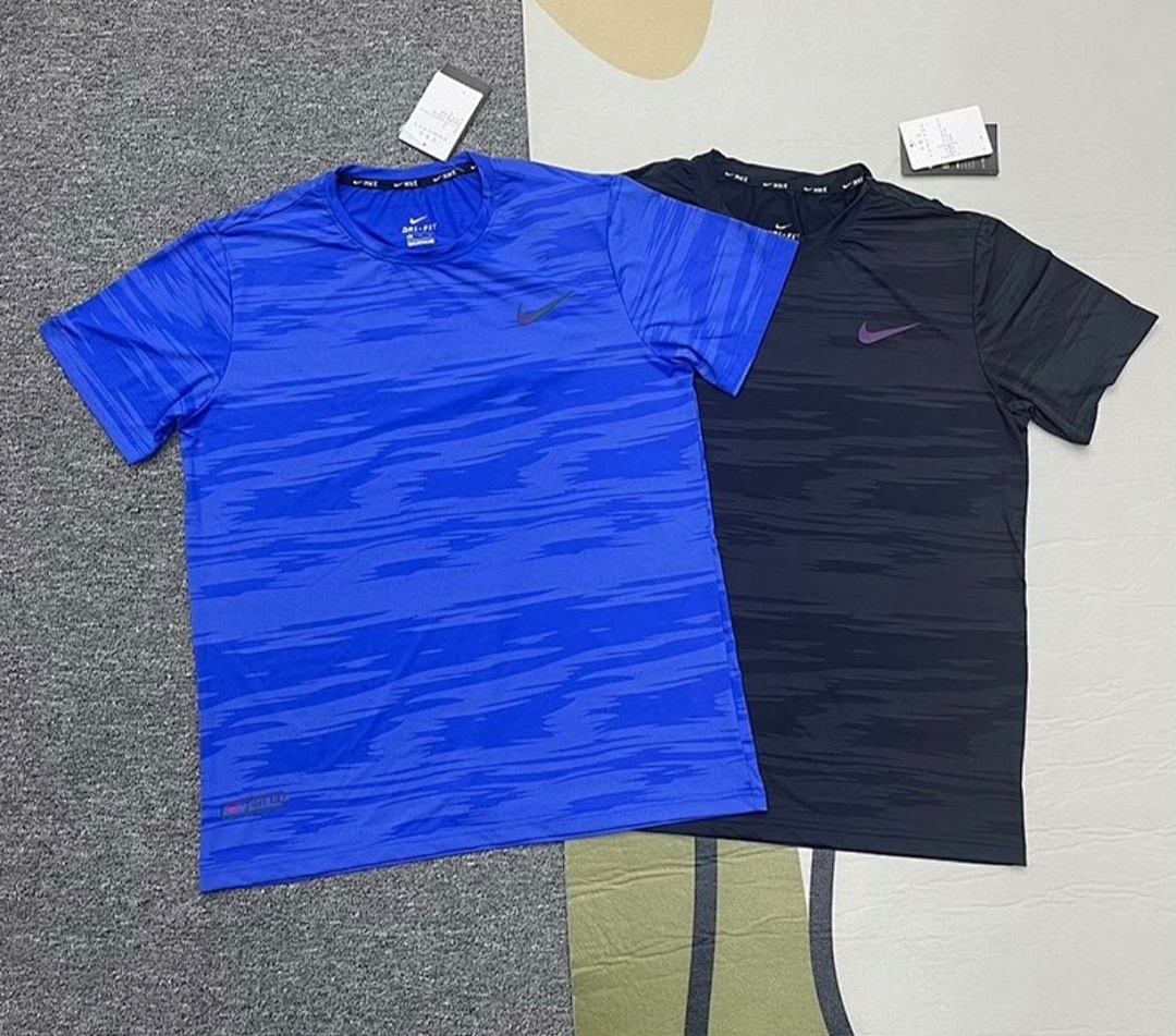 Essential Sport Tee V260