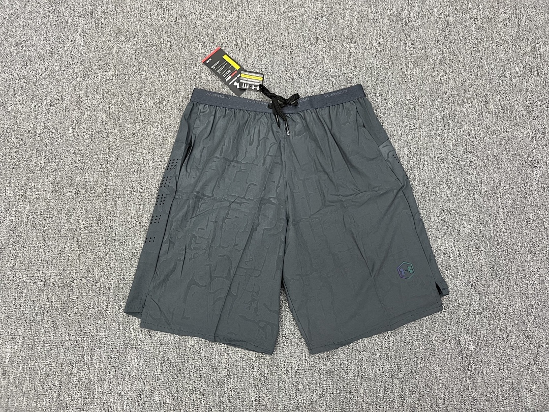 Woven Track Shorts V260