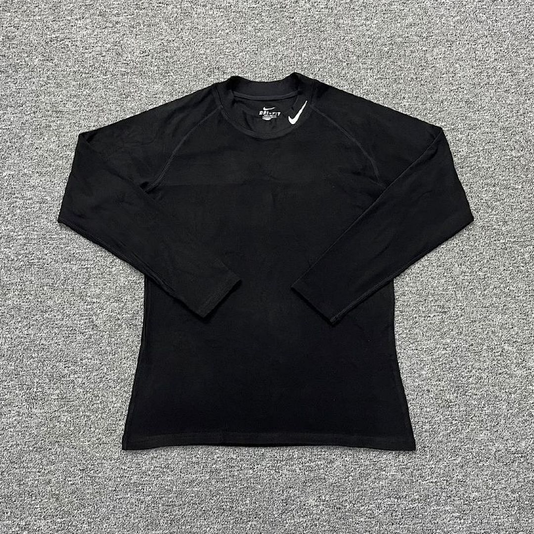 Essential Sport Tee V262