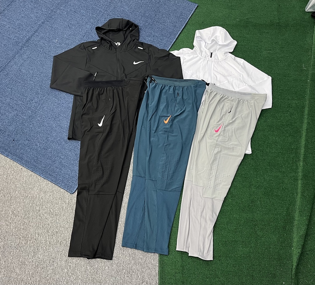 Performance Joggers V266