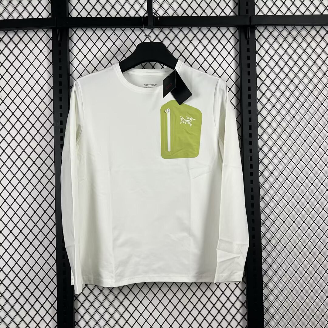 Essential Sport Tee V272