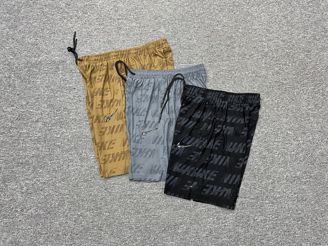 Activewear Graphic Tee V281