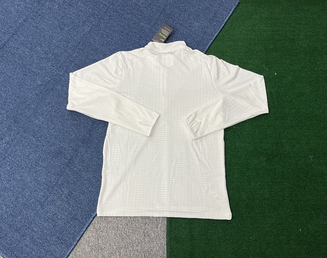 Essential Sport Tee V284