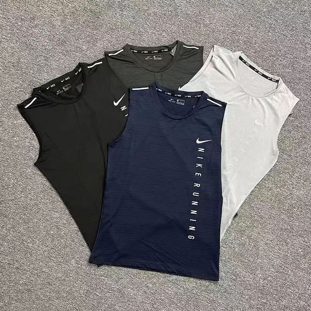 Woven Track Shorts V285