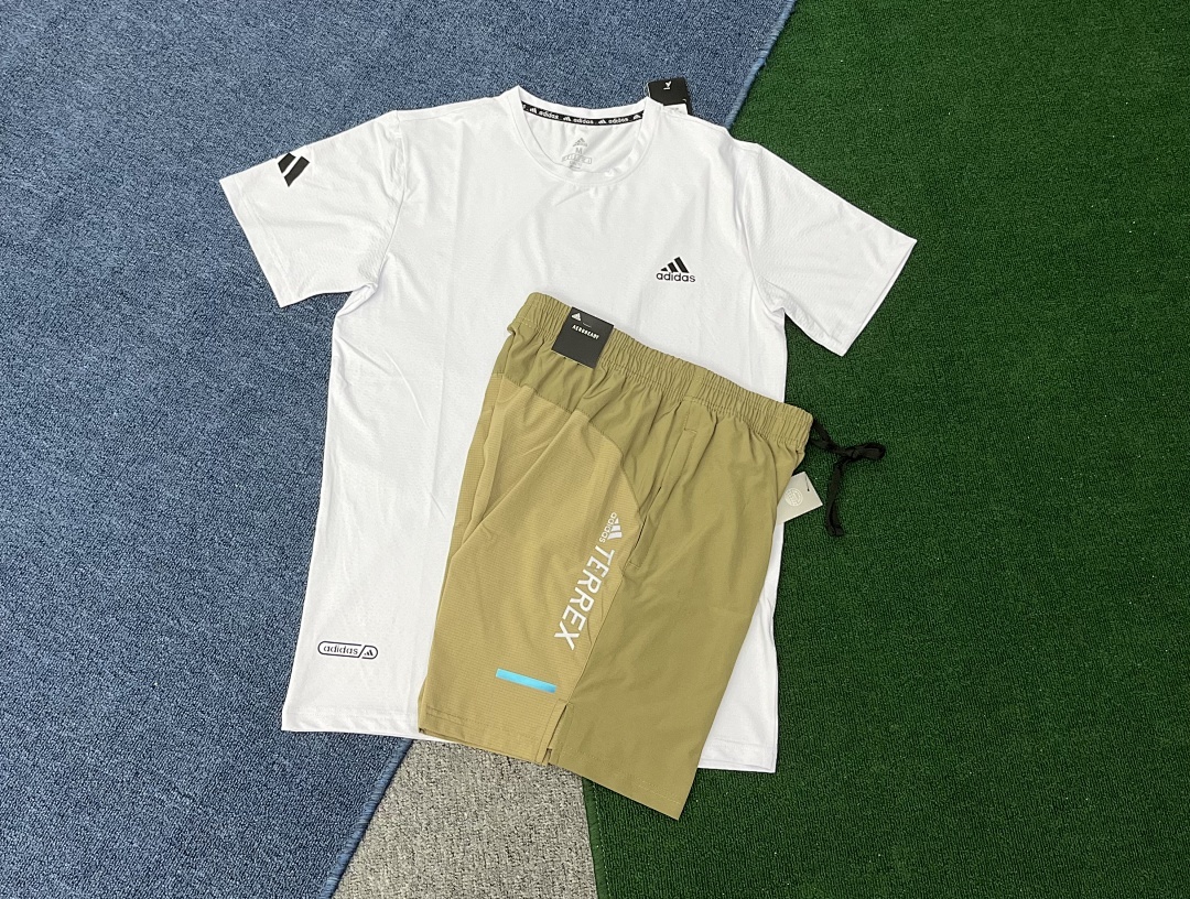 Woven Track Shorts V286