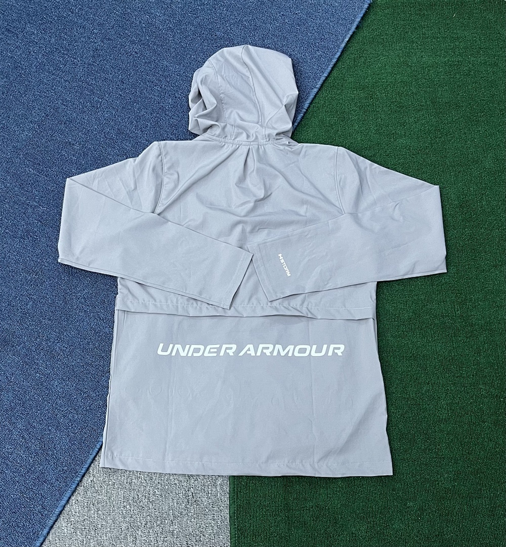 Woven Track Shorts V288