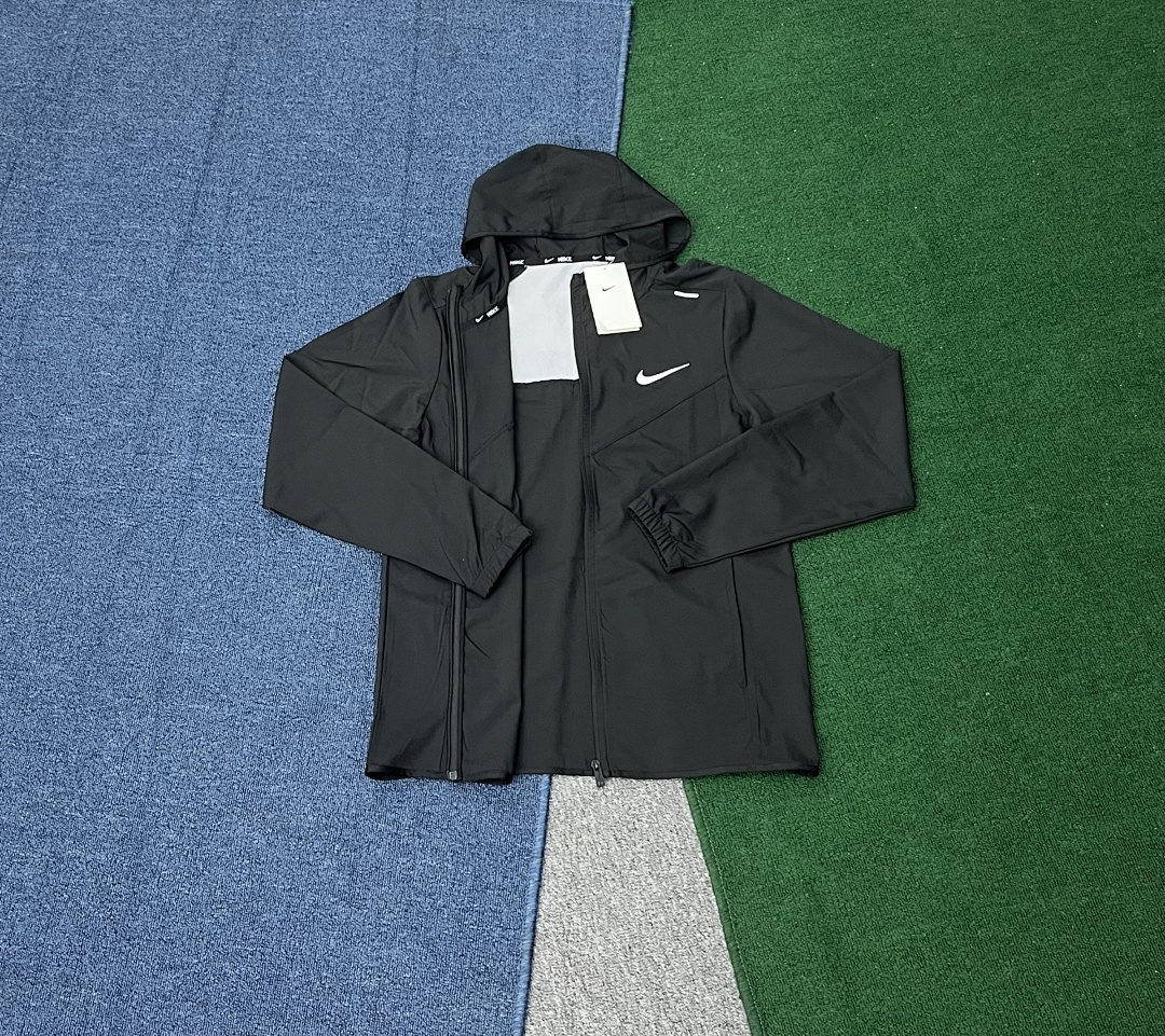 Training Set Jersey V290