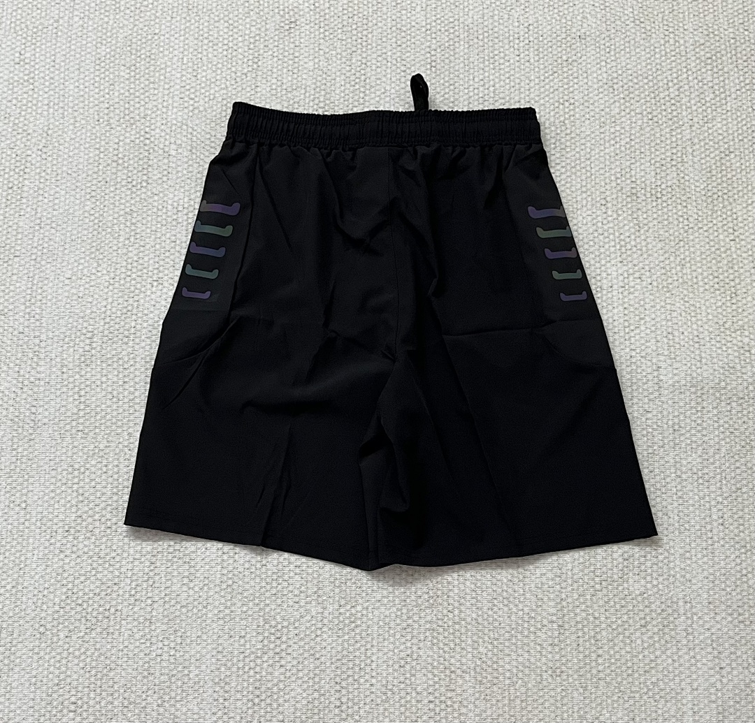 Woven Track Shorts V295