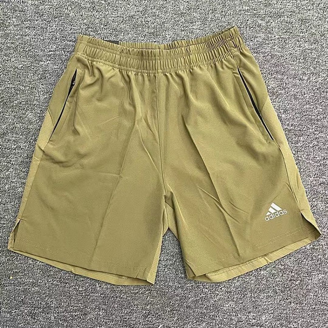 Sportswear Club Tee V299