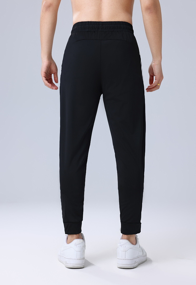 Activewear Graphic Tee V299