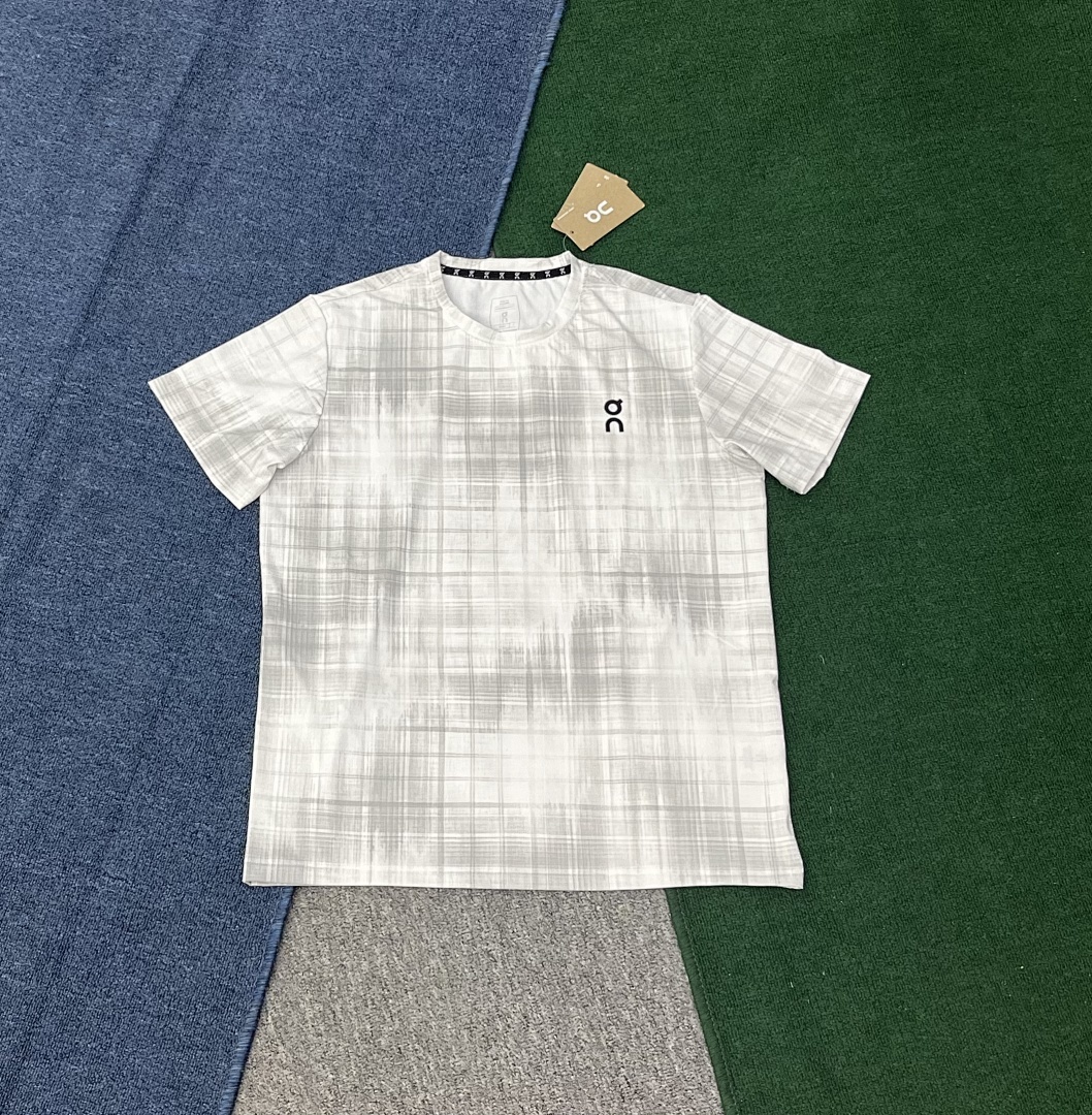 Woven Track Shorts V300