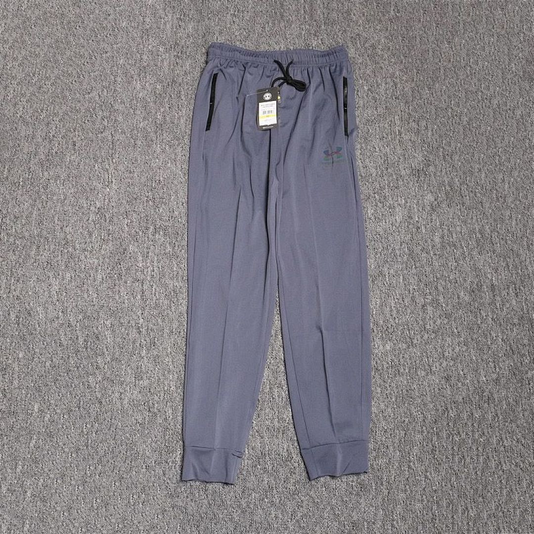 Woven Track Shorts V302