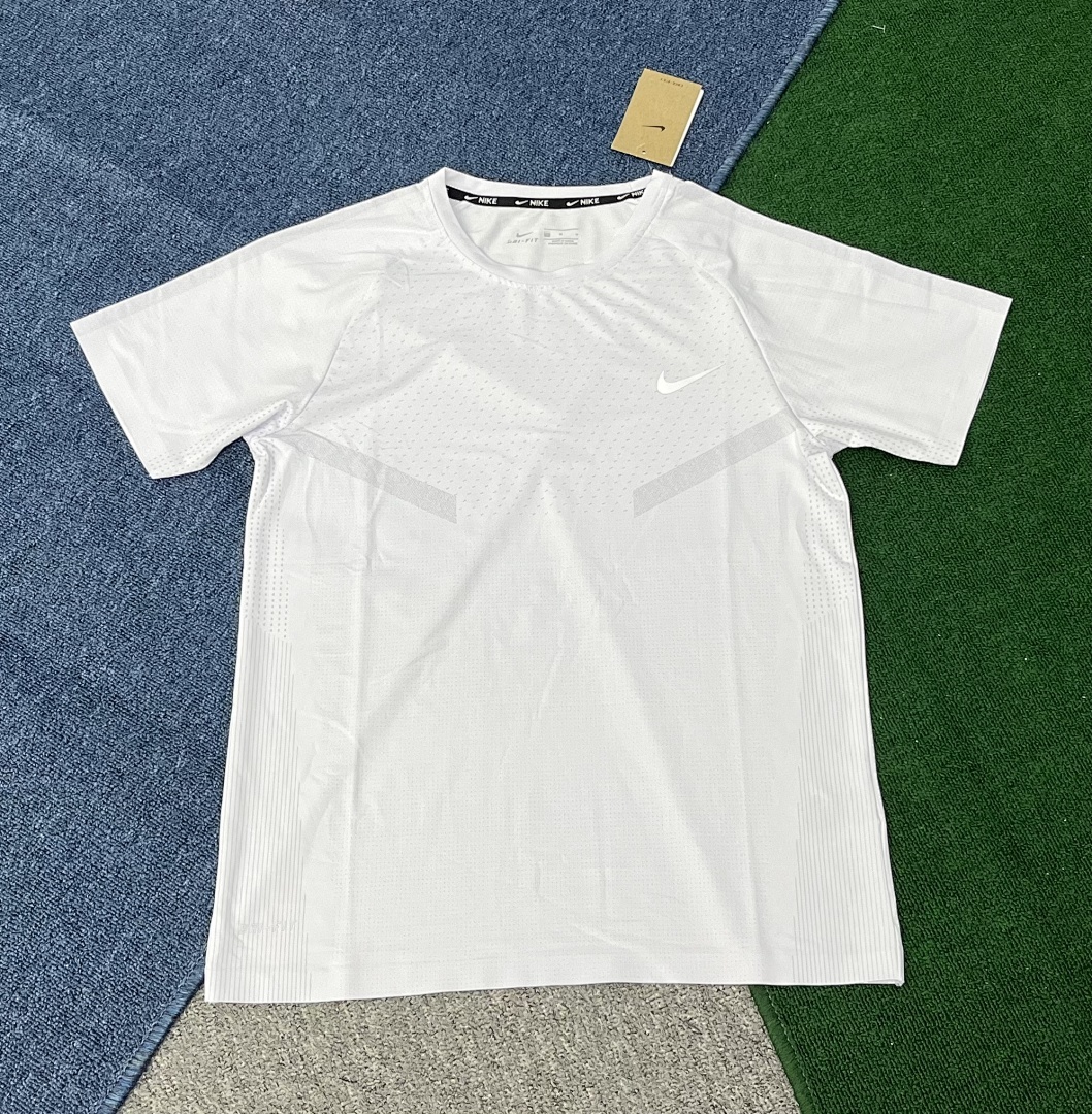 Running Division Tee V305