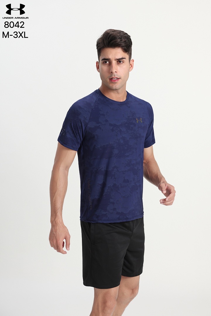 Sportswear Club Tee V324
