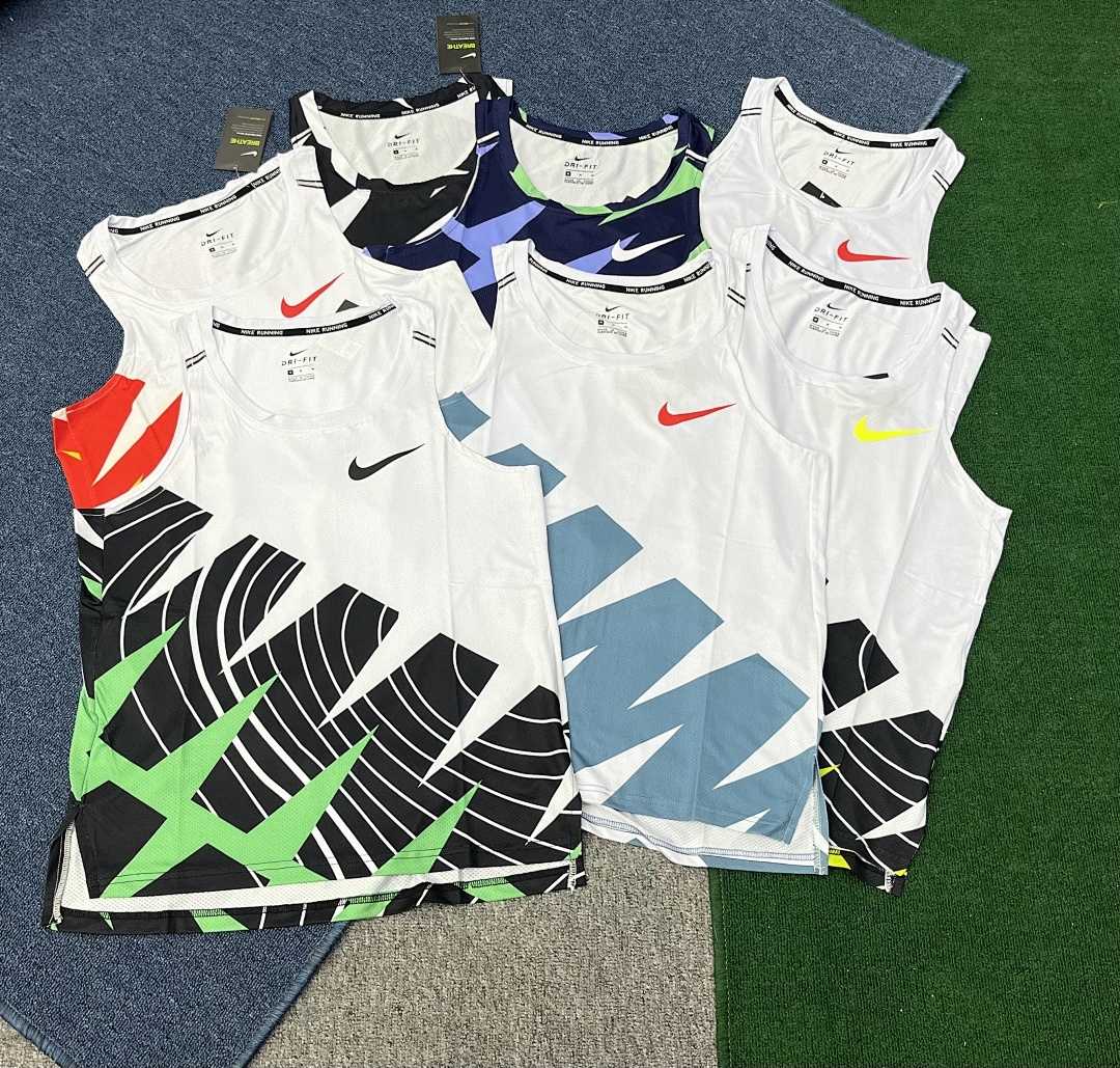 Activewear Graphic Tee V324