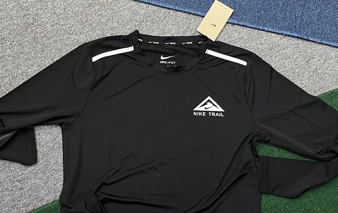 Training Set Jersey V325