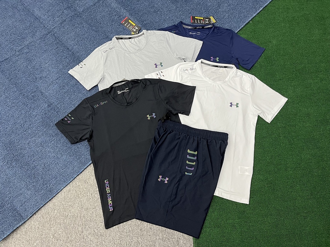 Woven Track Shorts V325